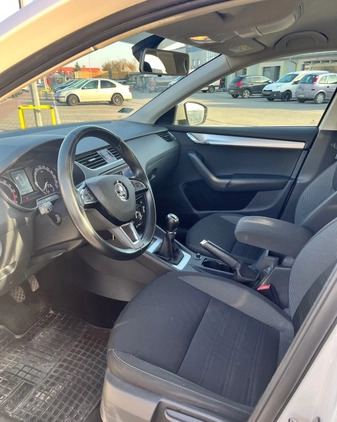 Skoda Octavia cena 54900 przebieg: 111000, rok produkcji 2018 z Kętrzyn małe 29